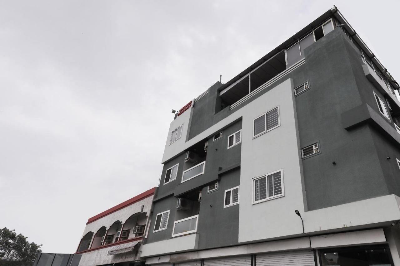 Oyo 60577 Sukhmani Residency Hotel Indore Exterior photo